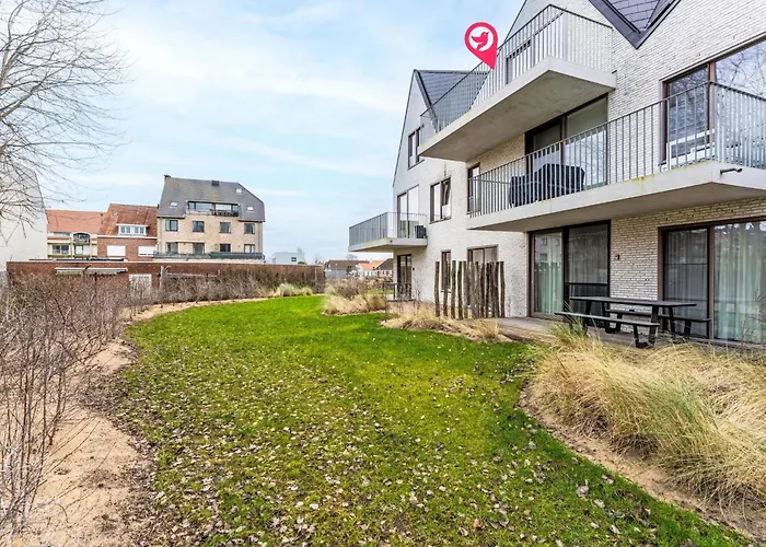 Appartement West Bay With Parking & Balcony By Interhome *